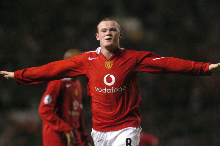 Wayne Rooney names Louis van Gaal forward of Sir Alex Ferguson as the perfect supervisor he is labored with