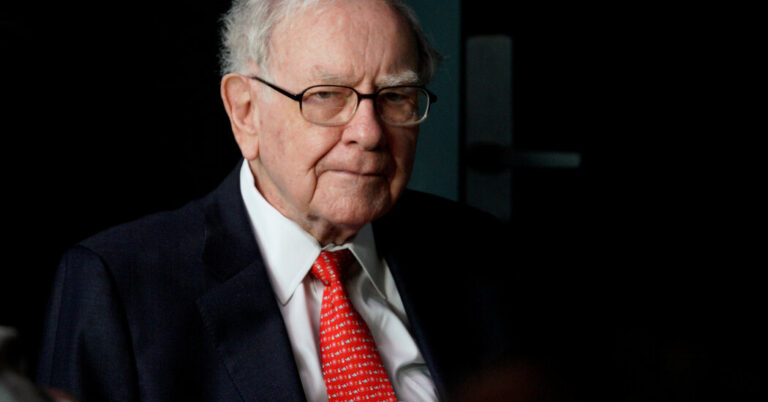 Warren Buffett’s Berkshire Hathaway Avoids Massive Offers