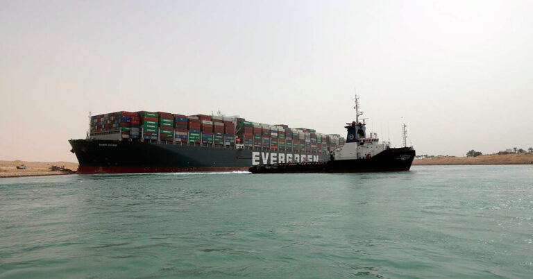 Big Ship Blocking Suez Canal Could Take ‘Days, Even Weeks’