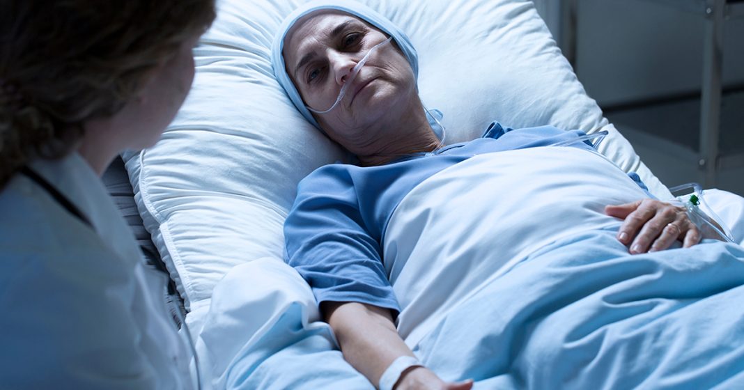 End-of-life nurse reveals top 3 ‘deathbed regrets’ she always hears - featured image