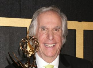 2) He Never Read a Book Until 31 — Now He Inspires Kids Facing the Same Struggles 2) He Never Read a Book Until 31 — Now He Inspires Kids Facing the Same Struggles - featured image