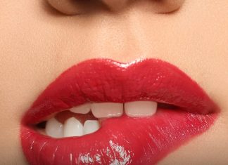 When a Woman Bites Her Lip While Looking at You — What She’s Really Communicating When a Woman Bites Her Lip While Looking at You — What She’s Really Communicating - featured image