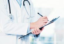 Doctor explains why you should never kiss a deceased person Doctor explains why you should never kiss a deceased person - featured image