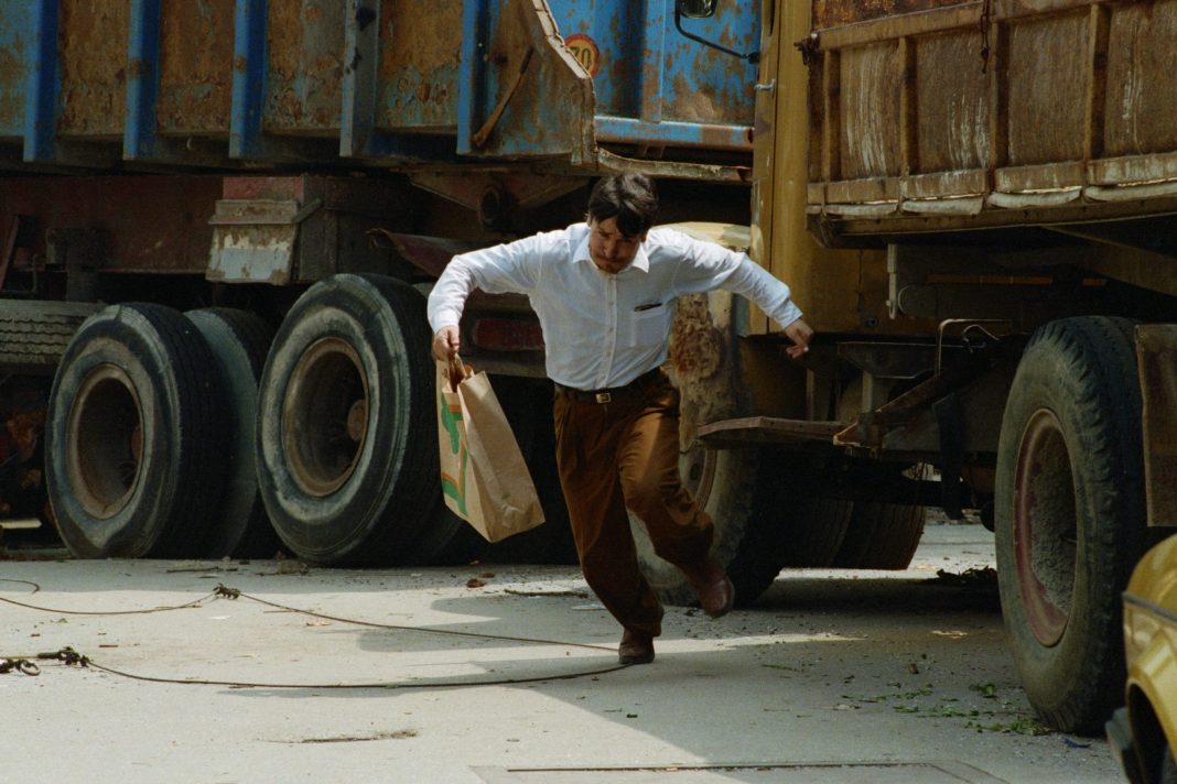 “Human safari”: Rich tourists allegedly paid $91,000 to shoot civilians in Sarajevo - featured image “Human safari”: Rich tourists allegedly paid $91,000 to shoot civilians in Sarajevo - featured image