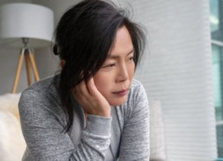 6 reasons why a married woman might have a lover 6 reasons why a married woman might have a lover - featured image