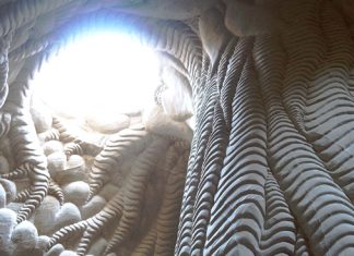 Man Isolates Himself From Society For Over 25 Years. What He Does Is Beyond Belief Man Isolates Himself From Society For Over 25 Years. What He Does Is Beyond Belief - featured image