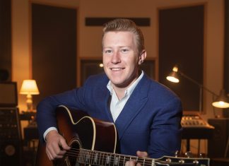 Looking Back at the Life and Influence of a Country Music Great Looking Back at the Life and Influence of a Country Music Great - featured image