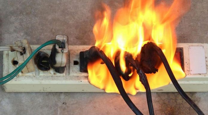 Firefighters want everyone to know what you should never plug into a power strip Firefighters want everyone to know what you should never plug into a power strip - featured image