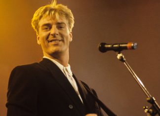 1980s pop hero dies aged 65 1980s pop hero dies aged 65 - featured image