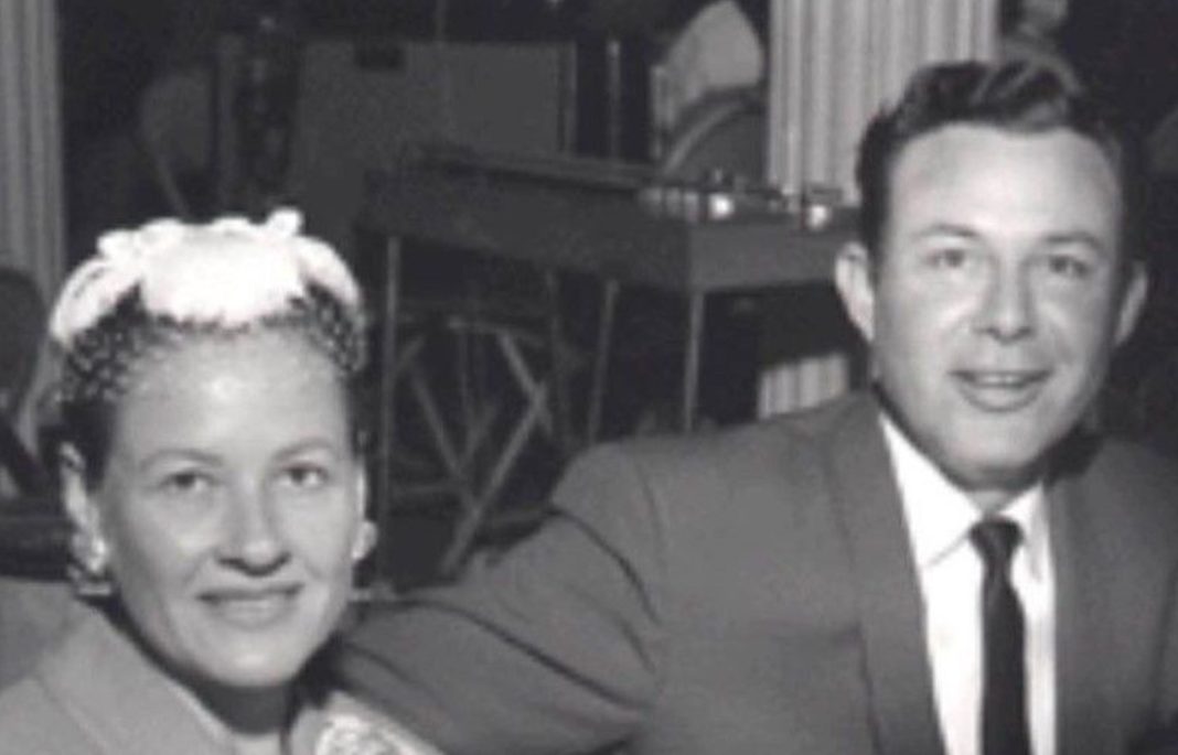 ‘He’ll Have to Go’ took over country & pop charts in 1960 - featured image