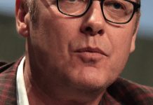 ’80s Heartthrob From A Family Of Teachers Lives A Quiet Life—Inside His Private World Today ’80s Heartthrob From A Family Of Teachers Lives A Quiet Life—Inside His Private World Today - featured image