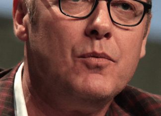 ’80s Heartthrob From A Family Of Teachers Lives A Quiet Life—Inside His Private World Today ’80s Heartthrob From A Family Of Teachers Lives A Quiet Life—Inside His Private World Today - featured image