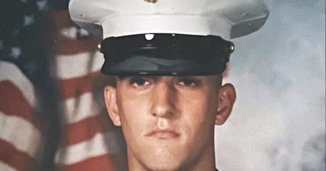 Marine veteran dies while saving trapped coal miners - featured image