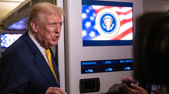 Trump snaps at female reporter in furious outburst: “Be quiet, piggy” Trump snaps at female reporter in furious outburst: “Be quiet, piggy” - featured image