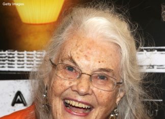 At 90, She Made History at the Tony Awards — And Did It All Naturally At 90, She Made History at the Tony Awards — And Did It All Naturally - featured image