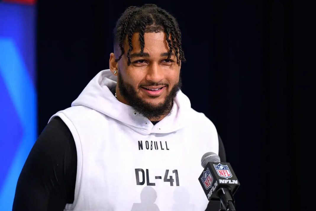 Dallas Cowboys defensive end Marshawn Kneeland dies at 24 - featured image Dallas Cowboys defensive end Marshawn Kneeland dies at 24 - featured image