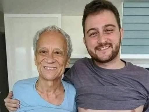 Understanding the Risks and Rewards of Living Liver Donation Understanding the Risks and Rewards of Living Liver Donation - featured image