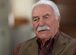 At 80, Tom Selleck Shares His Reflections on James Garner At 80, Tom Selleck Shares His Reflections on James Garner - featured image