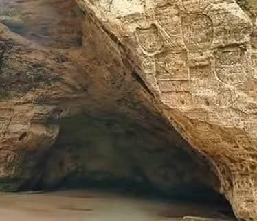 A Man Spent 25 Years Living Quietly in a Cave With His Dog—Here’s His Story - featured image A Man Spent 25 Years Living Quietly in a Cave With His Dog—Here’s His Story - featured image