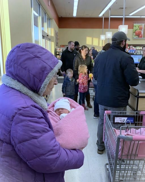 When a Stranger’s Kindness Saved Me at My Lowest Moment - featured image When a Stranger’s Kindness Saved Me at My Lowest Moment - featured image