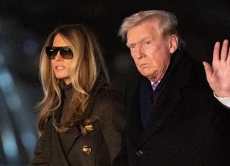 People are all pointing out the same thing with Melania Trump during DC return after Thanksgiving People are all pointing out the same thing with Melania Trump during DC return after Thanksgiving - featured image