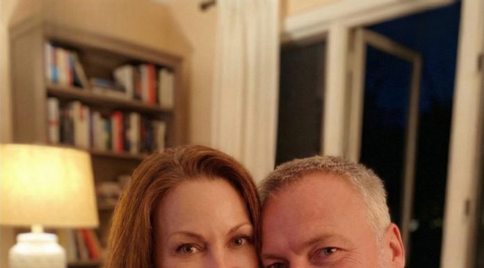 I Found a Phone Number in My Husband’s Pocket — and the Call Brought an Unexpected Discovery I Found a Phone Number in My Husband’s Pocket — and the Call Brought an Unexpected Discovery - featured image