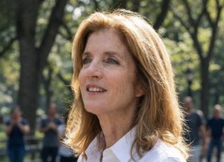 Kennedy Family Holds Private Memorial to Remember Tatiana Schlossberg Kennedy Family Holds Private Memorial to Remember Tatiana Schlossberg - featured image