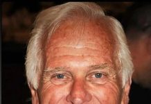 Ron Ely, best known for his role as Tarzan, experienced heartbreaking circumstances in his later years following the death of his wife Valerie Ron Ely, best known for his role as Tarzan, experienced heartbreaking circumstances in his later years following the death of his wife Valerie - featured image