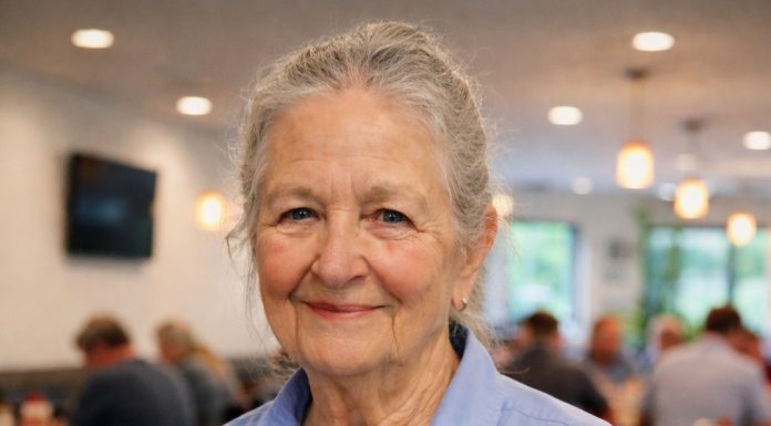 Customer Called Me ‘Rude’—72-Year-Old Waitress Puts Her in Her Place Customer Called Me ‘Rude’—72-Year-Old Waitress Puts Her in Her Place - featured image