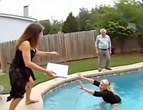 I refused my sister’s $20,000 loan request, and in anger, she smashed my laptop into the… I refused my sister’s $20,000 loan request, and in anger, she smashed my laptop into the… - featured image