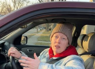 Experts Say Video Footage Raises Key Questions in Renee Good Case Experts Say Video Footage Raises Key Questions in Renee Good Case - featured image