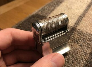 This Vintage Dry Shaver Experiment Left Grooming History Changed This Vintage Dry Shaver Experiment Left Grooming History Changed - featured image