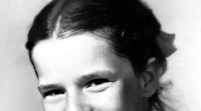 Scarred Girl Who Shook Heaven Scarred Girl Who Shook Heaven - featured image