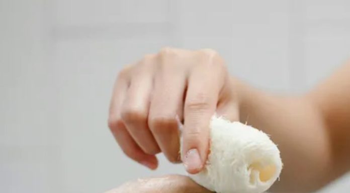 Reason why you should always shower at night instead of the morning Reason why you should always shower at night instead of the morning - featured image