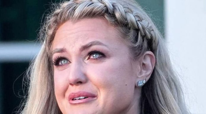 The Touching Meaning Behind Erika Kirk’s Emotional Gesture The Touching Meaning Behind Erika Kirk’s Emotional Gesture - featured image