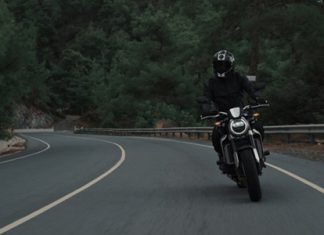 Princess Dress and a Big Heart: Child Recognized for Helping After Roadside Accident Princess Dress and a Big Heart: Child Recognized for Helping After Roadside Accident - featured image