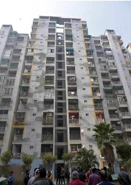 Three teen sisters fall to their deaths after online game fixation - featured image Three teen sisters fall to their deaths after online game fixation - featured image