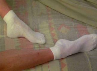 Why seniors should keep their socks on even at home Why seniors should keep their socks on even at home - featured image