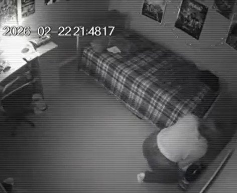 Just after we laid our 15-year-old daughter to rest, my husband urged me to let go of something I wasn’t ready to part with. Just after we laid our 15-year-old daughter to rest, my husband urged me to let go of something I wasn’t ready to part with. - featured image