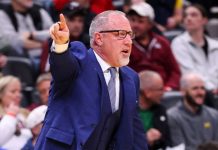 Coach Takes Action to Teach Players a Lesson After Disrespect During the National Anthem Coach Takes Action to Teach Players a Lesson After Disrespect During the National Anthem - featured image