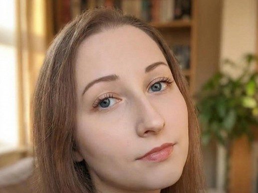 28-Year-Old Shares Personal Decision That Has Sparked Global Discussion 28-Year-Old Shares Personal Decision That Has Sparked Global Discussion - featured image