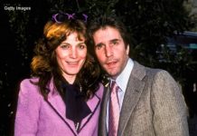 Henry Winkler Celebrates at Television Academy Hall of Fame Event with His Family Henry Winkler Celebrates at Television Academy Hall of Fame Event with His Family - featured image