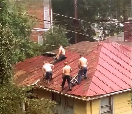 Roofing Workers Discovered My Late Husband’s Hidden Savings — What Happened Next Surprised Everyone Roofing Workers Discovered My Late Husband’s Hidden Savings — What Happened Next Surprised Everyone - featured image
