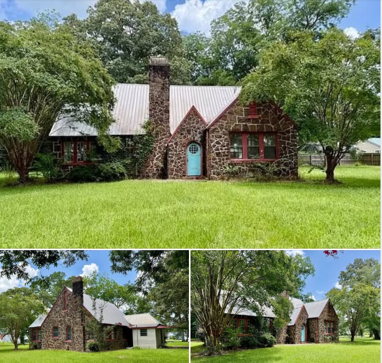 Classic 1937 Country Home on One Acre with Room to Grow in Louisville, Missouri - featured image Classic 1937 Country Home on One Acre with Room to Grow in Louisville, Missouri - featured image