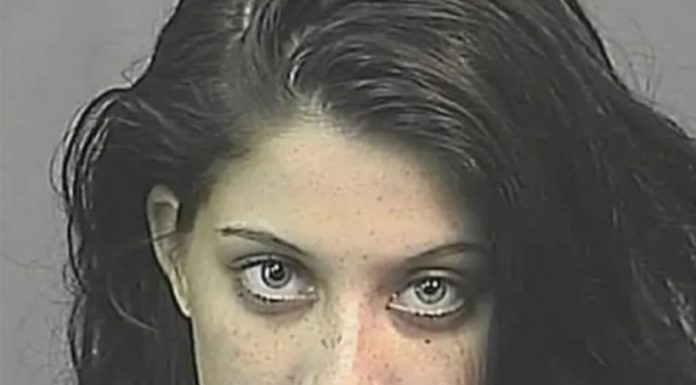 Woman dubbed ‘mugshot beauty’ shows what she looks like years after viral photo Woman dubbed ‘mugshot beauty’ shows what she looks like years after viral photo - featured image