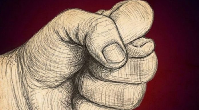 What Does the “Fig” Gesture Mean? The Hidden History Behind It What Does the “Fig” Gesture Mean? The Hidden History Behind It - featured image