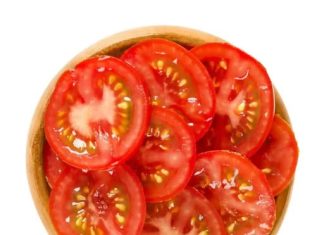 Eating tomatoes: an ally for your health and your kitchen Eating tomatoes: an ally for your health and your kitchen - featured image