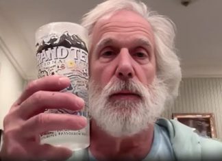 Henry Winkler Reveals the House Rules His 7 Grandchildren Must Follow Henry Winkler Reveals the House Rules His 7 Grandchildren Must Follow - featured image