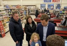 An 8-Year-Old Girl Asked for Help Buying Milk—The Next Day, an Unexpected Visitor Arrived An 8-Year-Old Girl Asked for Help Buying Milk—The Next Day, an Unexpected Visitor Arrived - featured image