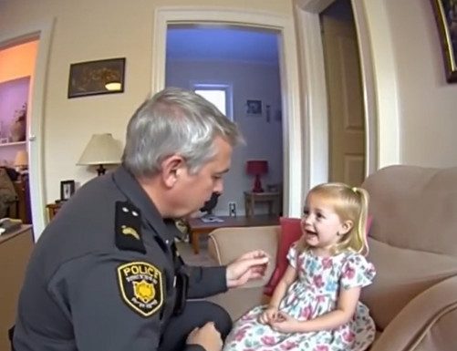 An 8-Year-Old Girl Called 911 and Whispered, “It Was My Dad and His Friend…” An 8-Year-Old Girl Called 911 and Whispered, “It Was My Dad and His Friend…” - featured image